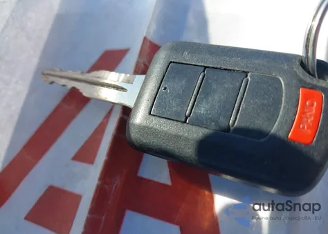 2018 Mitsubishi Mirage Es z USA, uszkodzony, nr VIN ML32A3HJ7JH006081